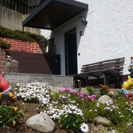 Apartment Vulkaneifel-ferienwohnungen Am Felsenpfad