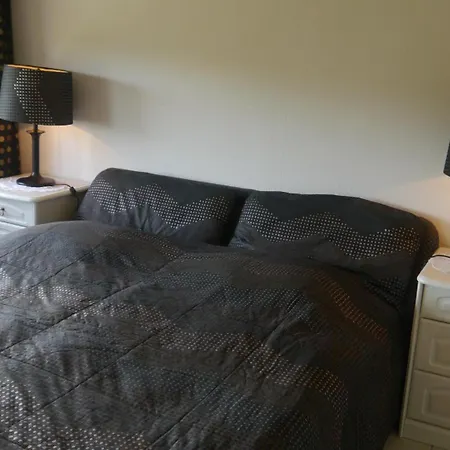 Vulkaneifel-ferienwohnungen Am Felsenpfad Apartment *