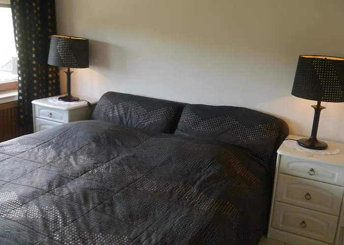 Vulkaneifel-ferienwohnungen Am Felsenpfad Apartamento *