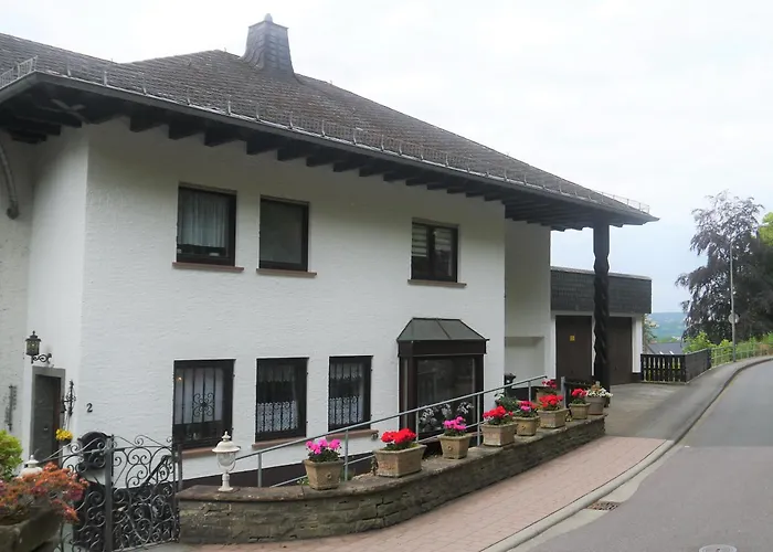Vulkaneifel-ferienwohnungen Am Felsenpfad Appartement